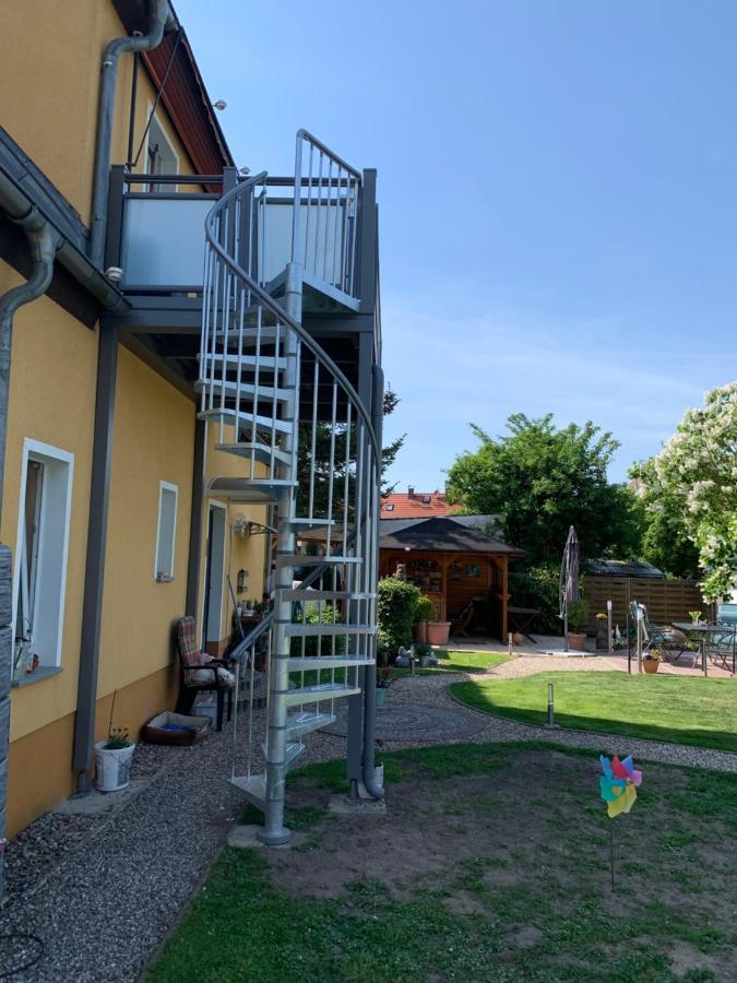 Ferienwohnung Am Schloss Reuterstadt Stavenhagen Εξωτερικό φωτογραφία